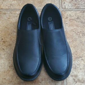 French Toast, 5.5Y, Black